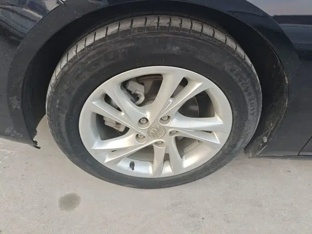 Buick Regal — Фото автомобиля 24