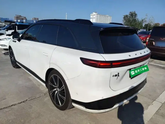 Xpeng G9 — Фото автомобиля 4