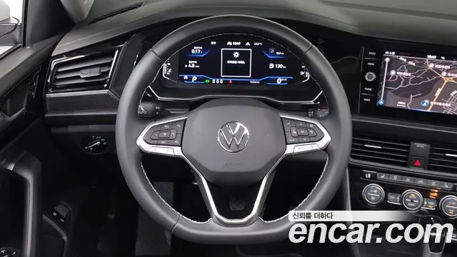 Volkswagen Jetta — Фото автомобиля 15