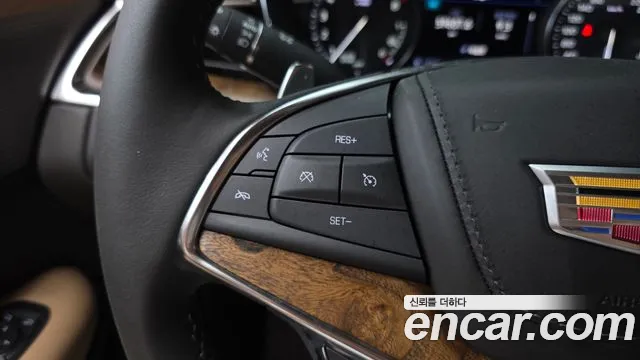 Cadillac XT5 — Фото автомобиля 29