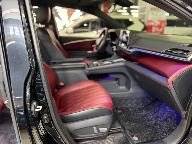 Toyota Sienna — Фото автомобиля 11