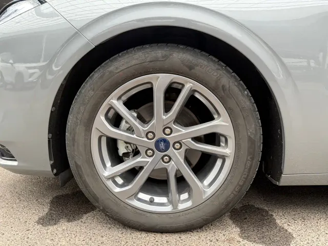 Ford Mondeo — Фото автомобиля 4