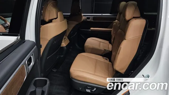 Hyundai Santafe — Фото автомобиля 11