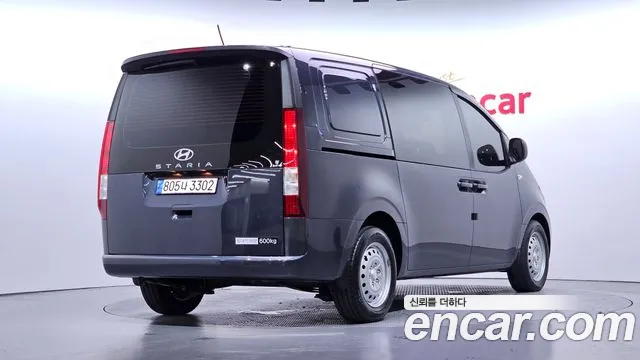 Hyundai Staria — Фото автомобиля 2