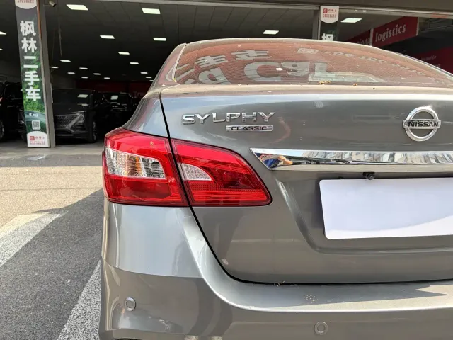 Nissan Sylphy — Фото автомобиля 18