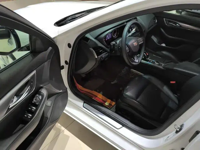 Cadillac CT5 — Фото автомобиля 15