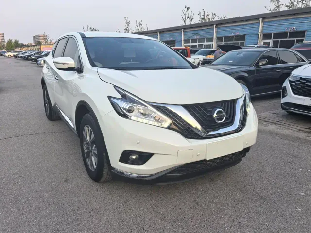 Nissan Murano — Фото автомобиля 2