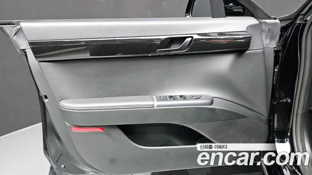 Hyundai Grandeur GN7 — Фото автомобиля 13