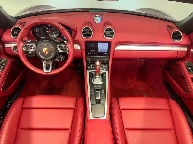 Porsche 718 — Фото автомобиля 23