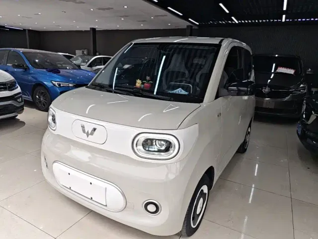 Фотография автомобиля — Wuling Hongguang Mini EV