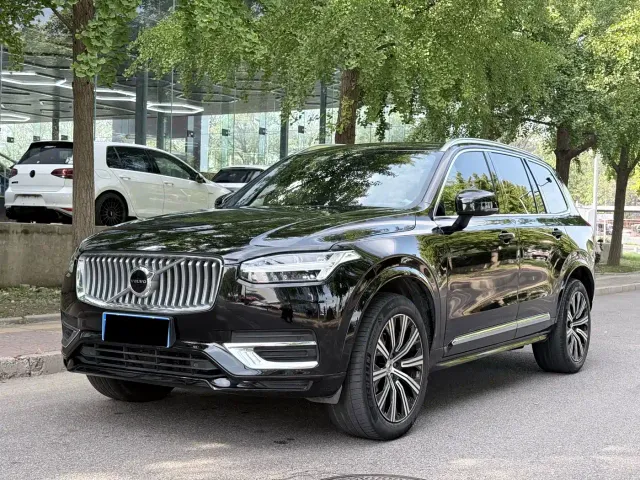 Фотография автомобиля — Volvo XC90