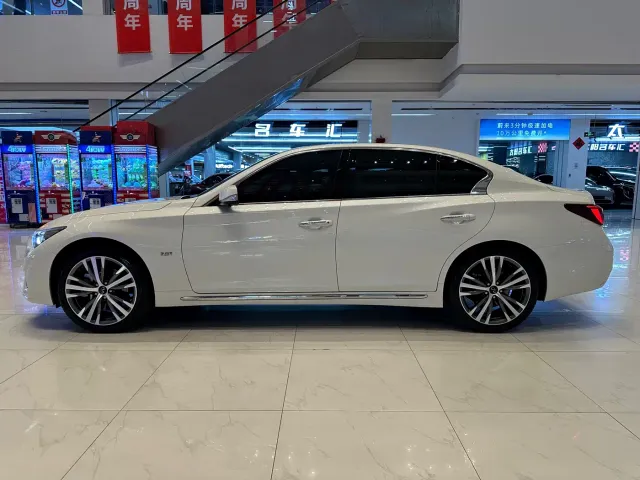 Infiniti Q50L — Фото автомобиля 8