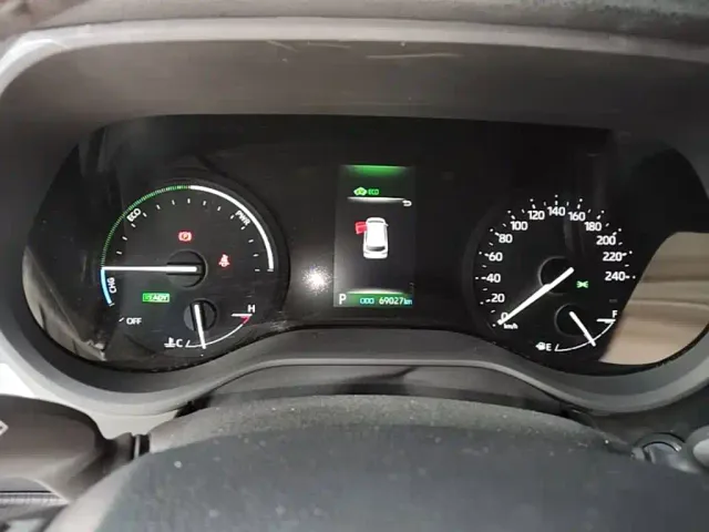Toyota Sienna — Фото автомобиля 11