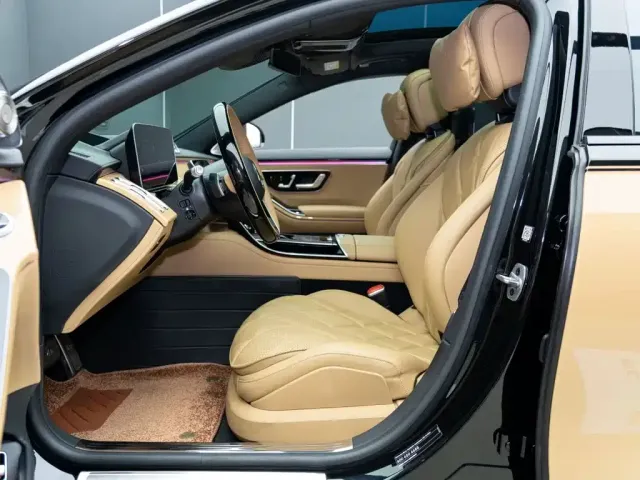 Mercedes-Benz Maybach S-Class — Фото автомобиля 12