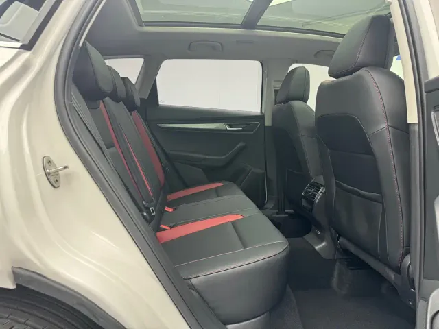Skoda Karoq — Фото автомобиля 14