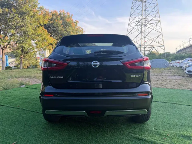 Nissan Qashqai — Фото автомобиля 5