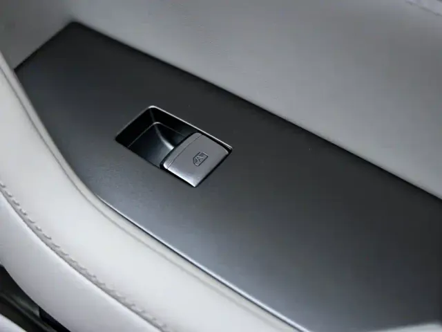 BYD FangChengBao Leopard 8 — Фото автомобиля 29