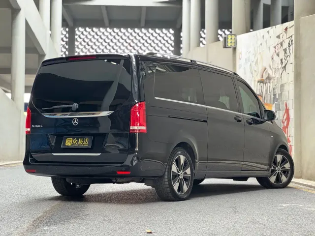 Mercedes-Benz V-Class — Фото автомобиля 2