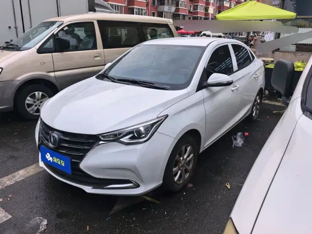 Фотография автомобиля — Changan Yuexiang