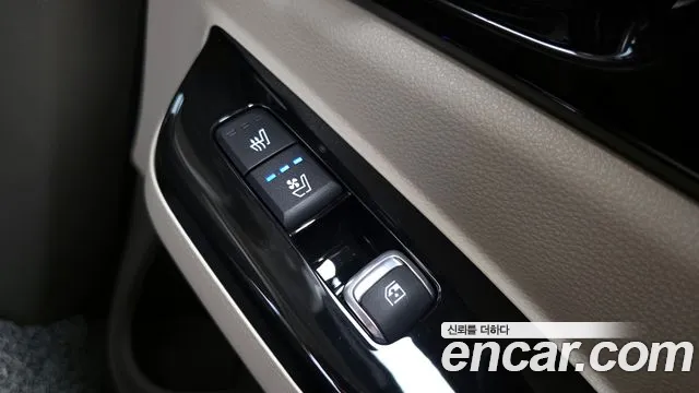 Kia Canival Carnival 4 поколение Дизель 9 мест Signature — Фото автомобиля 30