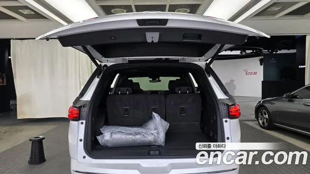 ChevroletGMDaewoo Traverse Traverse 3.6 AWD High Country — Фото автомобиля 20