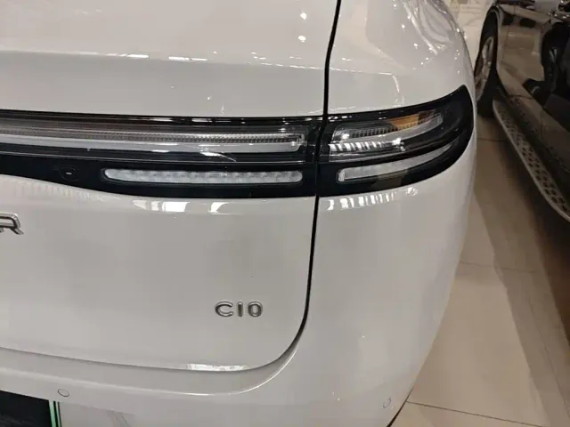 Leapmotor C10 — Фото автомобиля 7