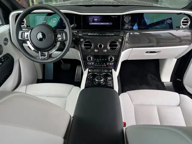 Rolls-Royce Cullinan — Фото автомобиля 7
