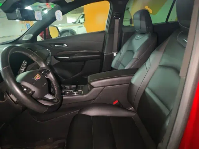 Cadillac XT4 — Фото автомобиля 7
