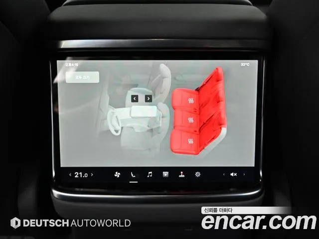 Tesla Model X — Фото автомобиля 12