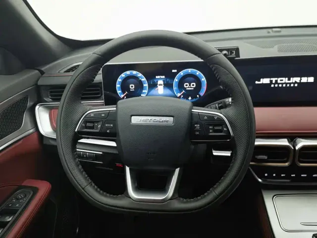 Jetour X70 Plus — Фото автомобиля 11
