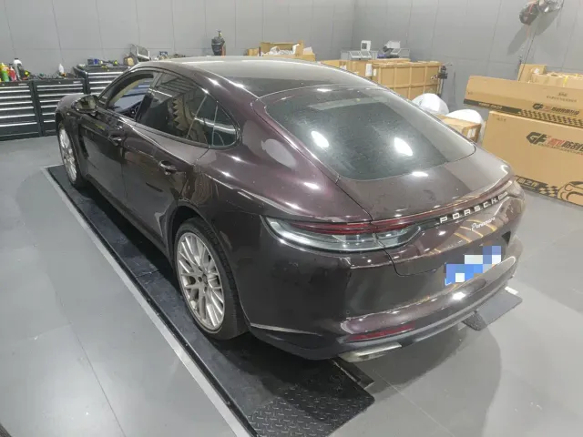 Porsche Panamera — Фото автомобиля 7