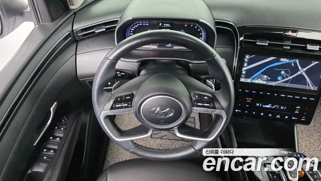 Hyundai Tucson Tucson (NX4) Бензин 1.6 турбо 2WD — Фото автомобиля 13