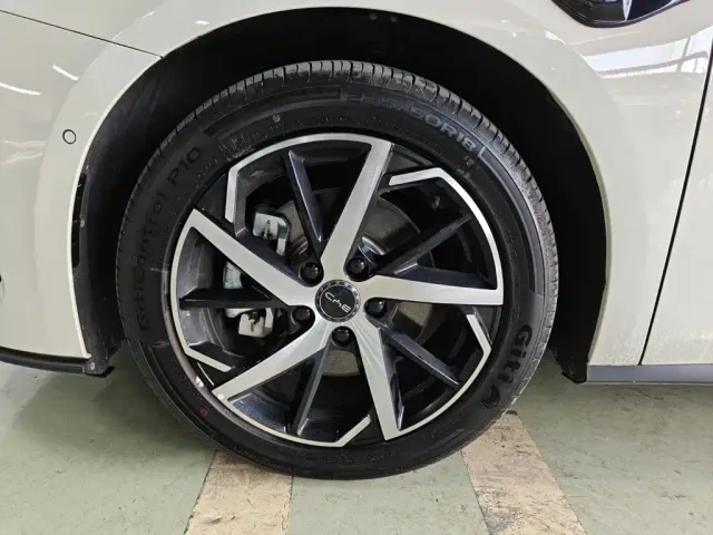 BYD Seal 07 DM-i — Фото автомобиля 23