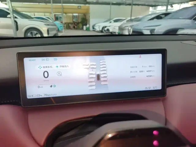 Nio ET5 Touring — Фото автомобиля 11