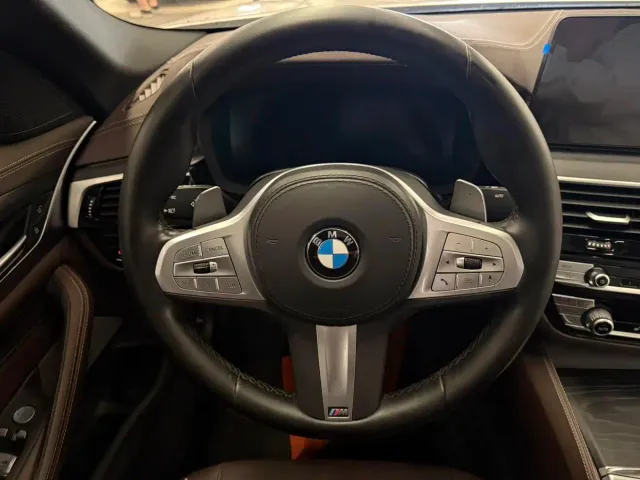 BMW 5 Series — Фото автомобиля 6