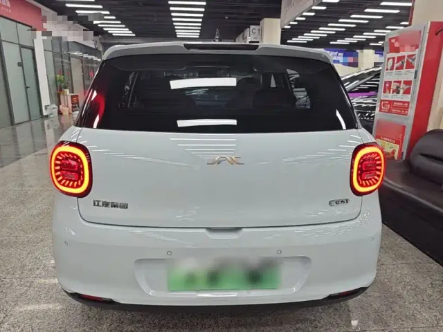 JAC Yiwei Yiwei 3 2024 Beloved Edition 330km Lite — Фото автомобиля 5
