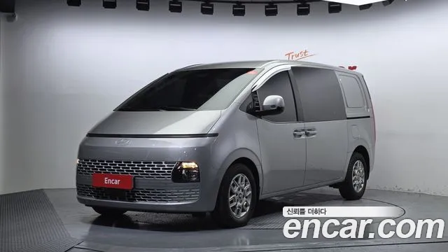Фотография автомобиля — Hyundai Staria