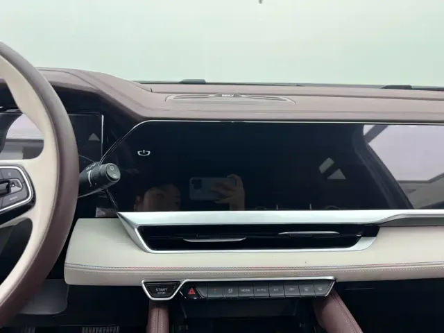 Geely Xingyue L — Фото автомобиля 12