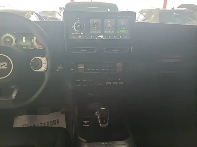 212 212 T01 2024 2.0T Mechanic — Фото автомобиля 12