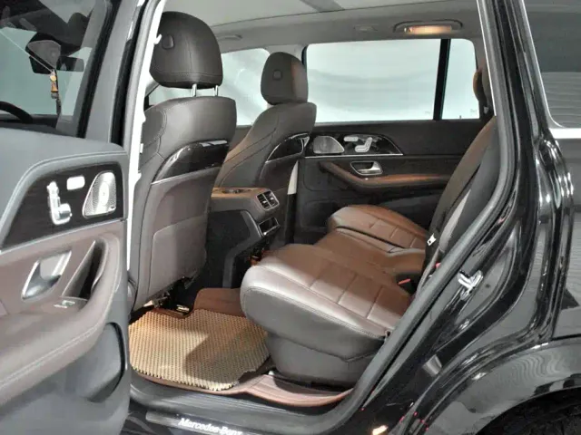Mercedes-Benz GLS-Class — Фото автомобиля 9
