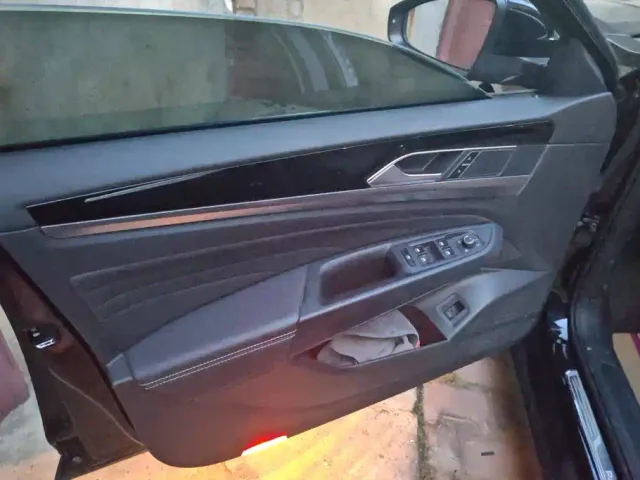 Volkswagen Passat — Фото автомобиля 7