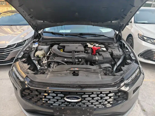 Ford Mondeo — Фото автомобиля 21