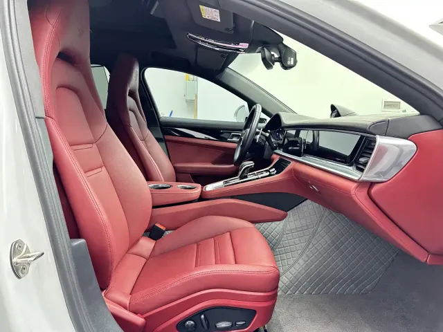 Porsche Panamera — Фото автомобиля 13