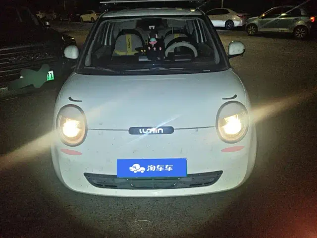 Changan Lumin — Фото автомобиля 2