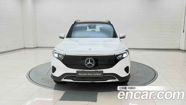 Mercedes-Benz EQB X243 — Фото автомобиля 9