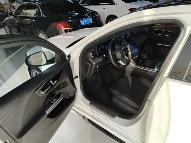 Mercedes-Benz C-Class — Фото автомобиля 15