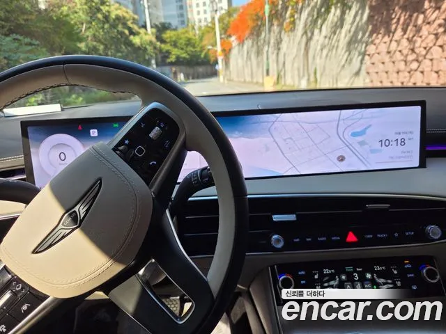 Genesis GV70 — Фото автомобиля 12