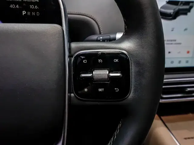 Li Auto Li Xiang L9 2025 Ultra Smart Renewal Edition — Фото автомобиля 27