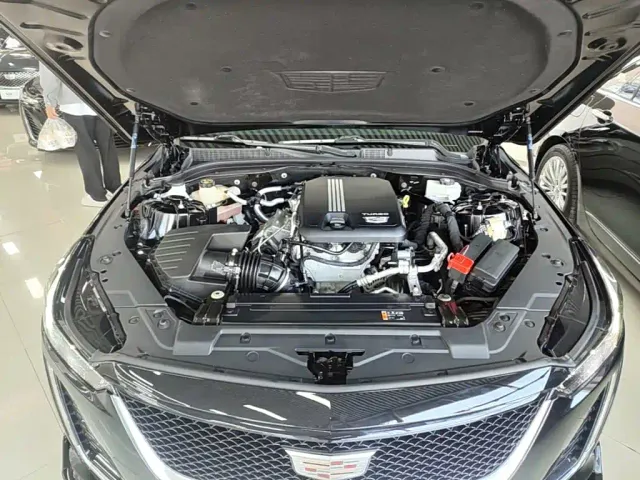 Cadillac CT5 — Фото автомобиля 19