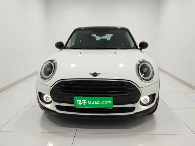 MINI Clubman — Фото автомобиля 2